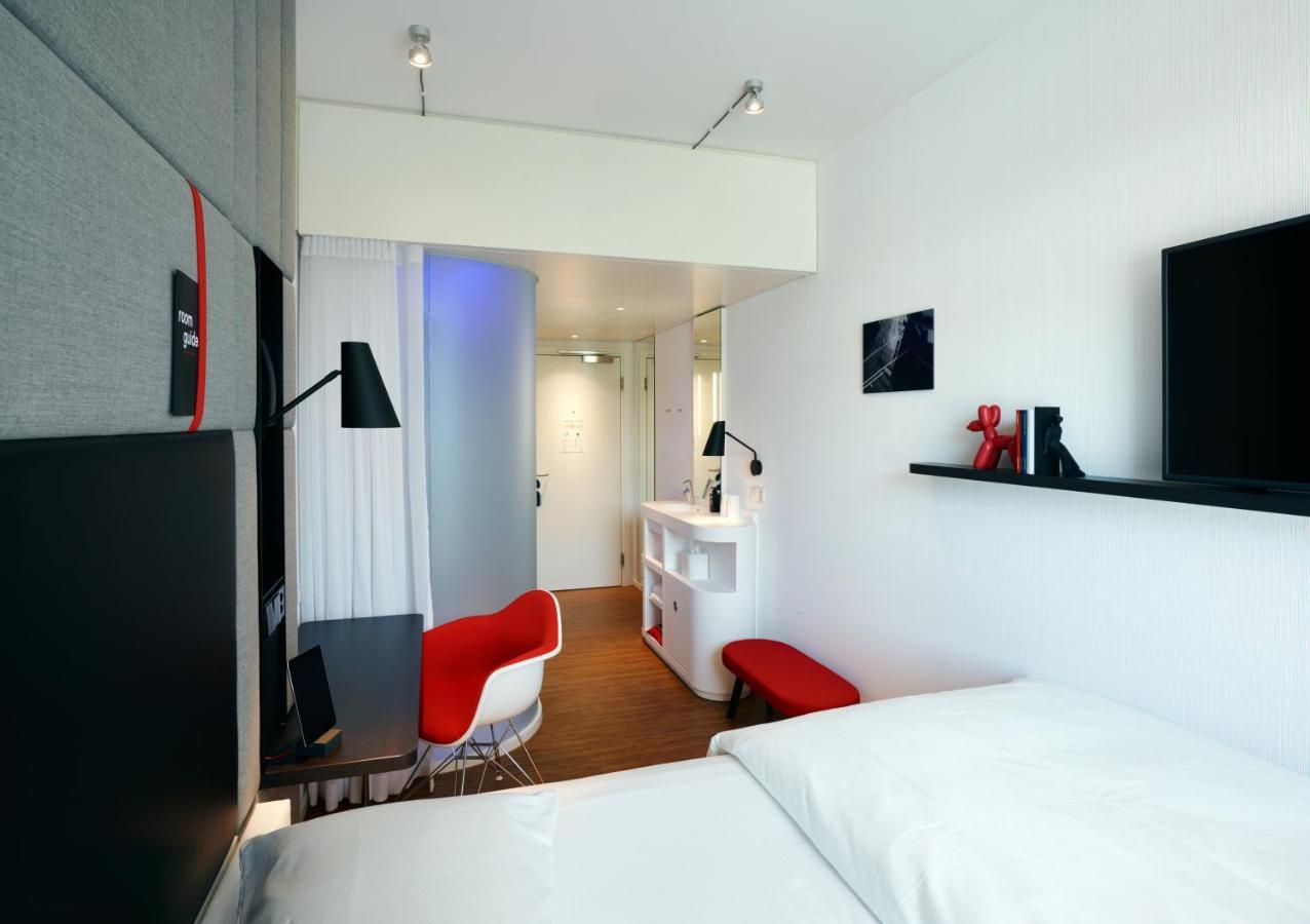 Hotel citizenM Zürich Esterno foto